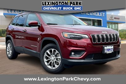 Used 2019 Jeep Cherokee Latitude Plus w/ Comfort/Convenience Group
