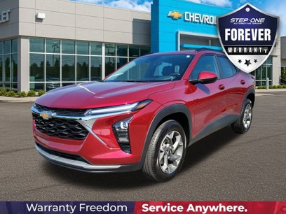 New 2025 Chevrolet Trax LT w/ Driver Confidence Package