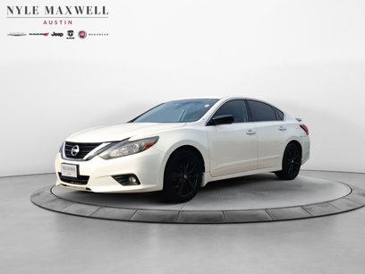 Used 2017 Nissan Altima 2.5 SR w/ Midnight Edition Package