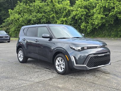 New 2025 Kia Soul LX