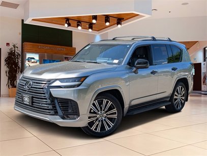 Used 2022 Lexus LX 600 4WD w/ Luxury Package