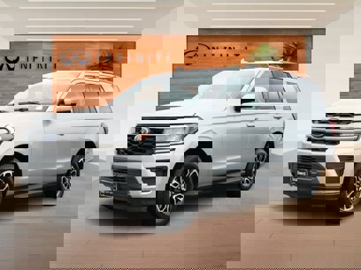 Used 2024 Ford Expedition XLT