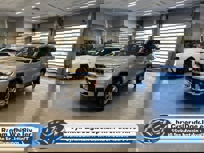 New 2024 Jeep Grand Cherokee L Laredo w/ Trailer Tow Package