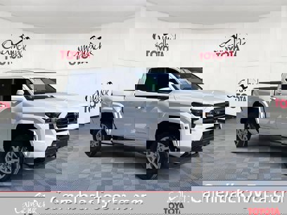 New 2025 Toyota Tacoma SR5