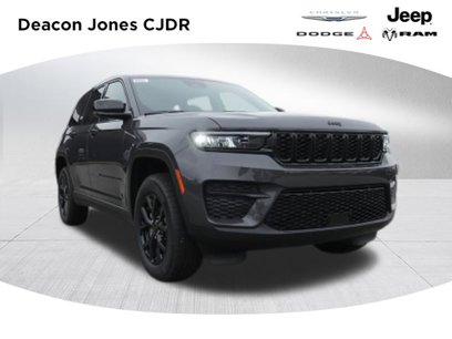 New 2025 Jeep Grand Cherokee Laredo
