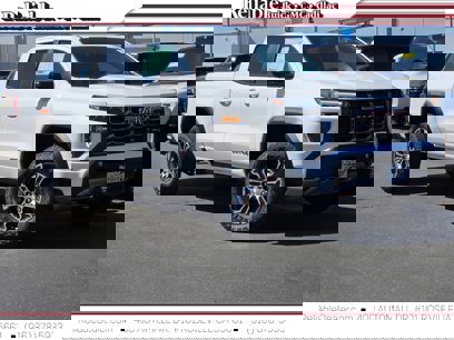 New 2025 GMC Canyon AT4 w/ Technology Plus Package