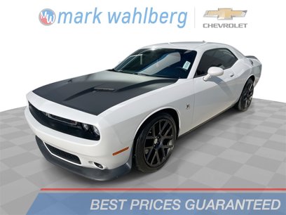 Used 2016 Dodge Challenger R/T Scat Pack w/ Leather Interior Group