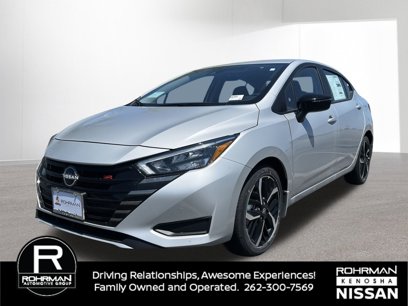 New 2025 Nissan Versa SR w/ Trunk Package