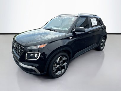 Used 2021 Hyundai Venue SEL w/ Premium Package