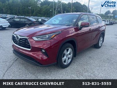 Used 2021 Toyota Highlander LE