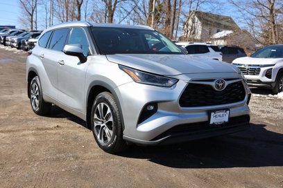 Used 2021 Toyota Highlander XLE