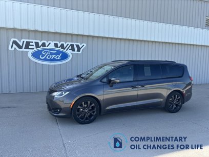 Used 2019 Chrysler Pacifica Touring-L Plus w/ Advanced Safetytec Group
