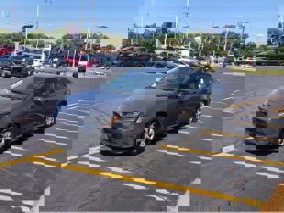 New 2025 Toyota Corolla LE