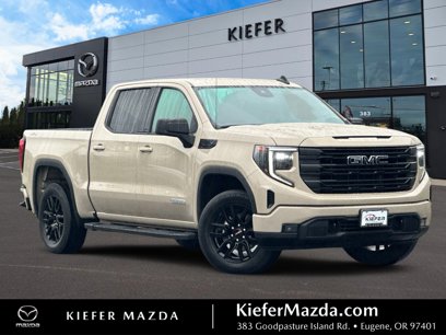 Used 2023 GMC Sierra 1500 Elevation w/ LPO, Elevation Black Package