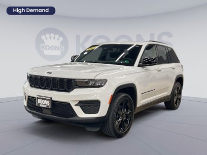 Used 2024 Jeep Grand Cherokee Altitude