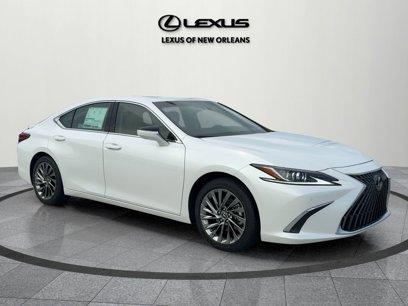 New 2025 Lexus ES 300h w/ Luxury Package