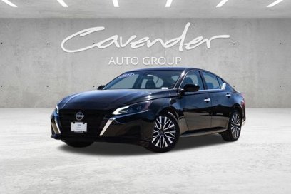 Used 2023 Nissan Altima 2.5 SV