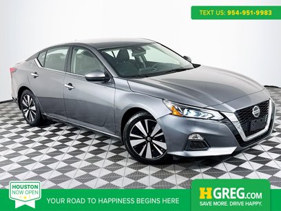 Used 2022 Nissan Altima 2.5 SV