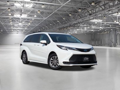 Used 2023 Toyota Sienna LE