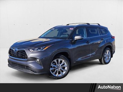 Used 2022 Toyota Highlander Limited