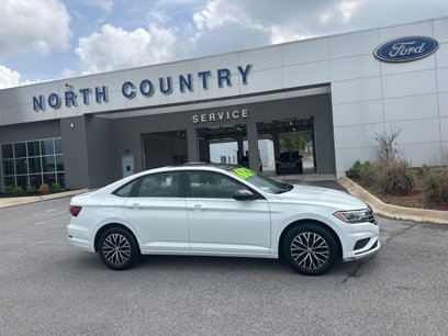 Used 2019 Volkswagen Jetta SE w/ Cold Weather Package