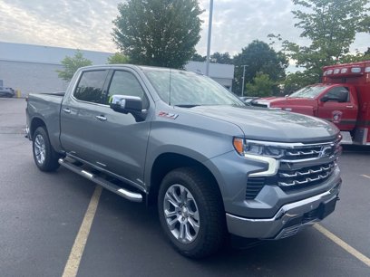 New 2025 Chevrolet Silverado 1500 LTZ w/ LTZ Premium Package