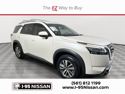 Certified 2022 Nissan Pathfinder SL