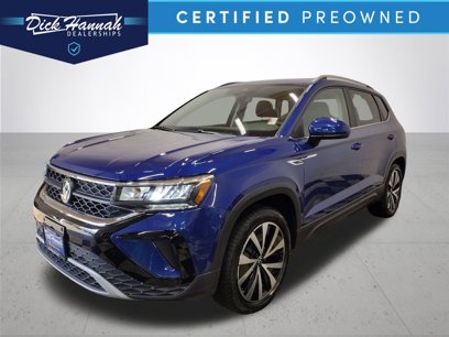 Certified 2023 Volkswagen Taos SE w/ Panoramic Sunroof Package