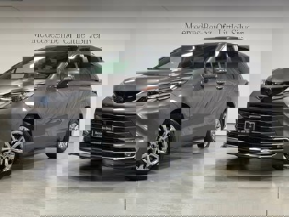 Used 2022 Toyota Sienna Platinum