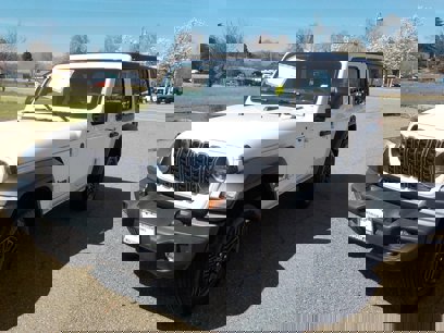 New 2025 Jeep Wrangler Unlimited Sport