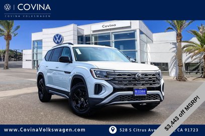 New 2025 Volkswagen Atlas Peak Edition SE