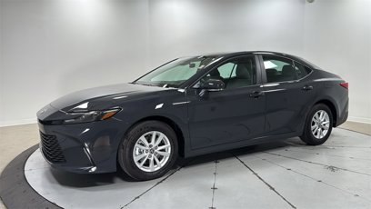 Certified 2025 Toyota Camry LE