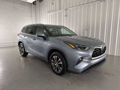 Used 2022 Toyota Highlander XLE