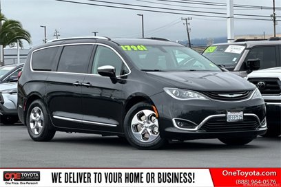 Used 2018 Chrysler Pacifica Limited