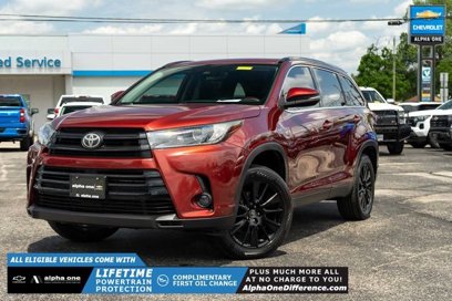 Used 2019 Toyota Highlander SE