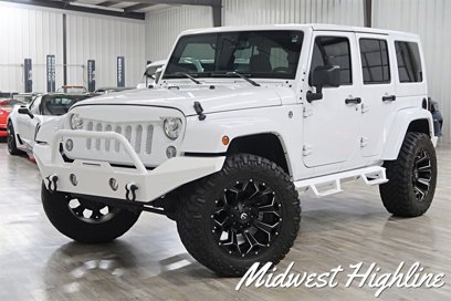 Used 2017 Jeep Wrangler Unlimited Sahara w/ Connectivity Group