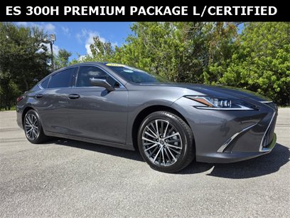Used 2025 Lexus ES 300h w/ Premium Package