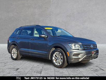 Used 2018 Volkswagen Tiguan SE w/ Panoramic Sunroof Package