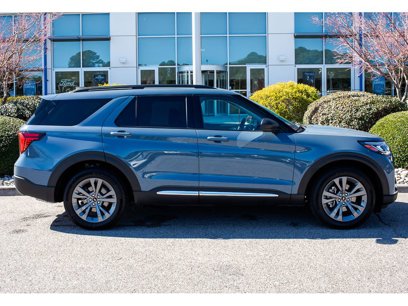 Used 2025 Ford Explorer Active w/ Active Comfort Package