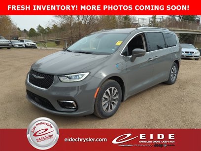 Used 2021 Chrysler Pacifica Touring-L