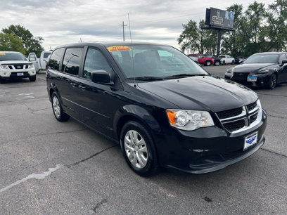 Used 2017 Dodge Grand Caravan SE w/ Power Window Group