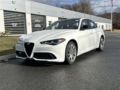 New 2025 Alfa Romeo Giulia Sprint w/ Driving Assist Package