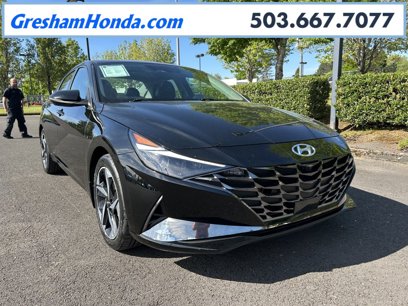 Used 2022 Hyundai Elantra Limited w/ Cargo Package