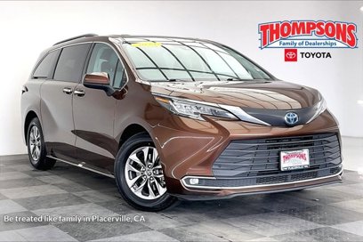 Used 2023 Toyota Sienna XLE