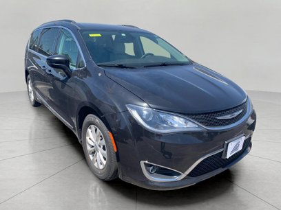 Used 2018 Dodge Grand Caravan SXT w/ Blacktop Package