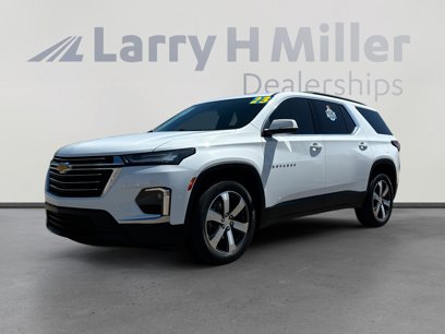 Used 2023 Chevrolet Traverse LT w/ LT Premium Package