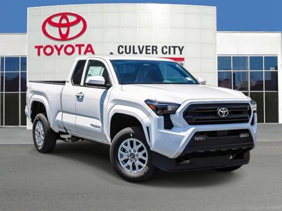 New 2025 Toyota Tacoma SR5