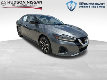 Used 2023 Nissan Maxima SV w/ Floor Mat Group