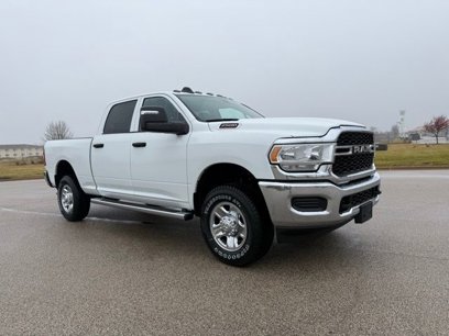 New 2024 RAM 2500 Tradesman w/ Chrome Appearance Group