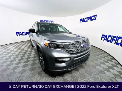 Certified 2022 Ford Explorer XLT w/ Equipment Group 202A